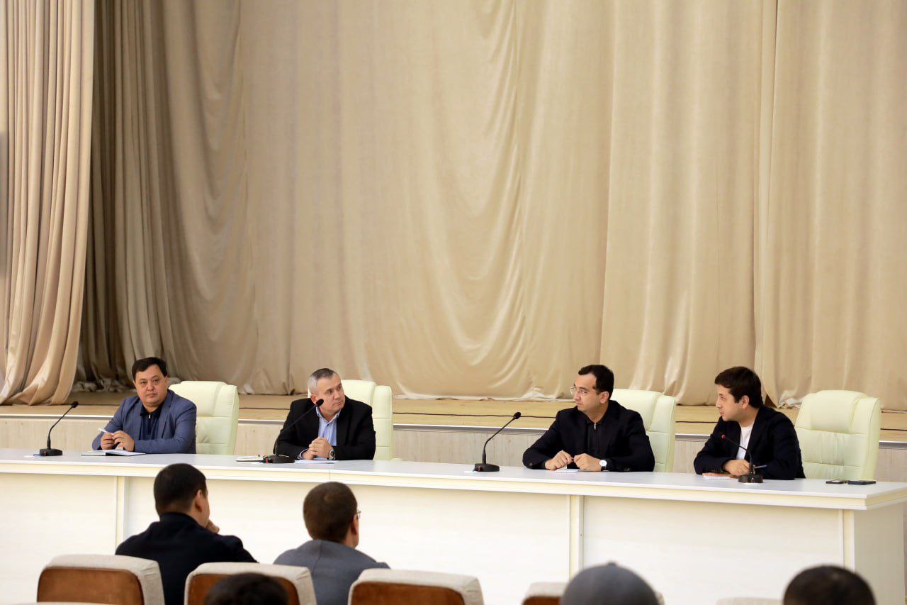 Xonqa tumanida tadbirkorlar bilan ochiq muloqot bo‘lib o‘tdi